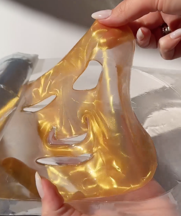 Image #2 from Helena White