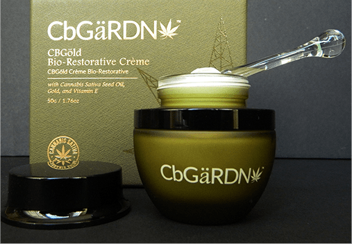 Media-Shelf-CbGaRDN-Review-Cream