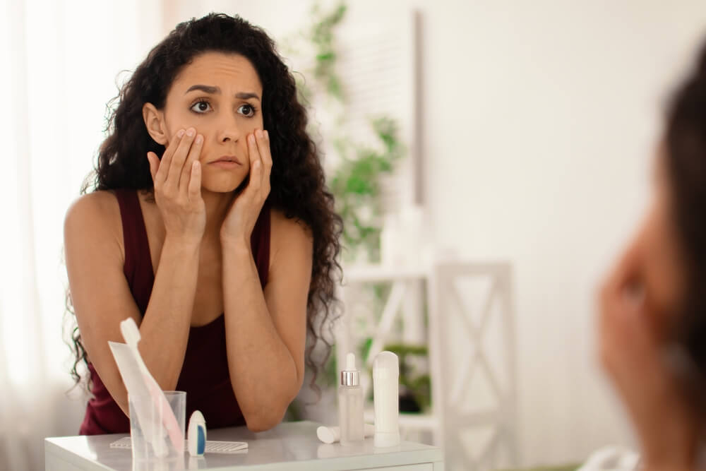 woman dark eye circles